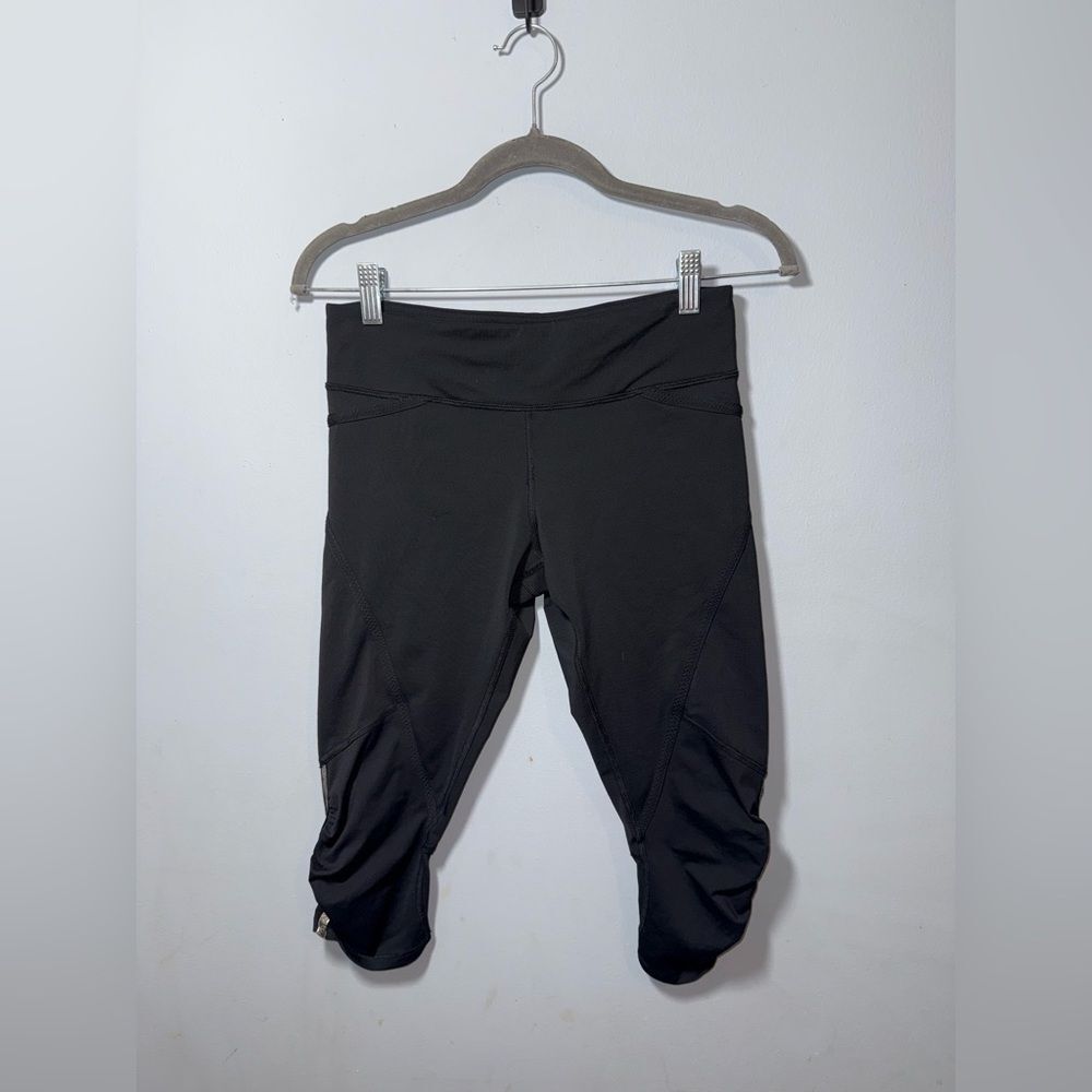 Lululemon Women’s Black Capri Crop Leggings Size 6 EUC